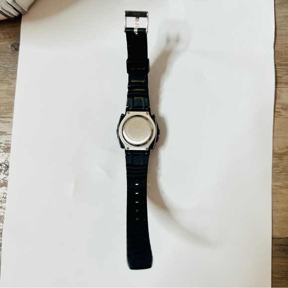 ChromaGLO Sports Watch - Picture 6 of 10